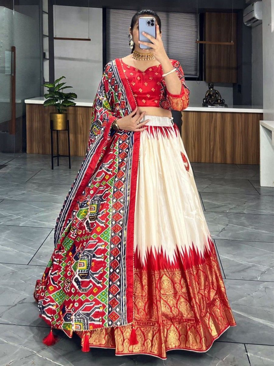 Wear Simple Lehengas Online Buy Simple Red And White Silk Lehenga