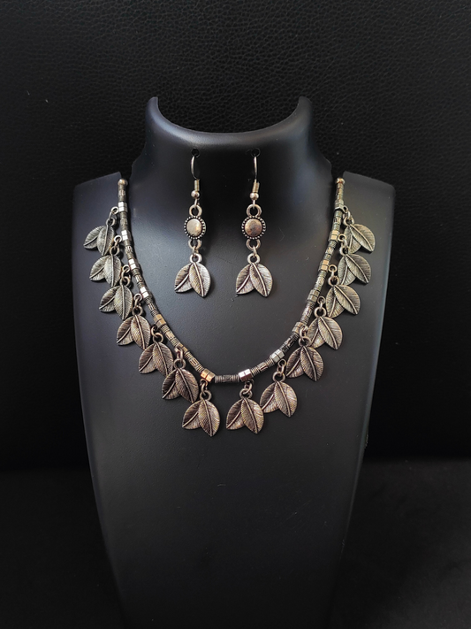 Buy Hanging Leaf Pattern Oxidised Choker Necklace Set - TheJewelbox