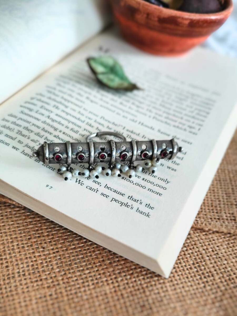 Buy Red Stone Studded Big Oxidised Silver Finger Ring - TheJewelbox