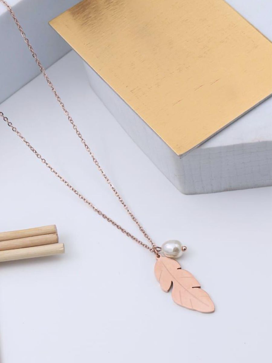 Rose Gold Feather and Pearl Charm Pendant Chain Necklace